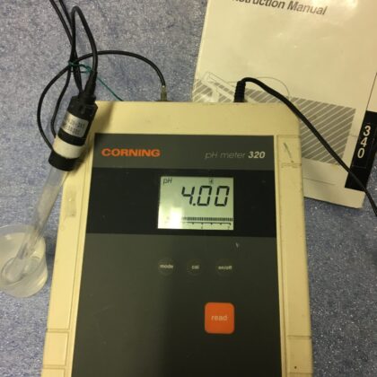 Corning pH meter 320