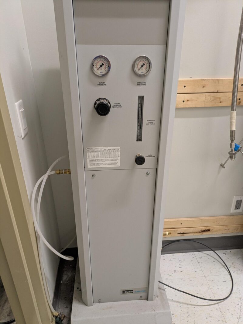 Parker Balston Model N2-22 nitrogen generator