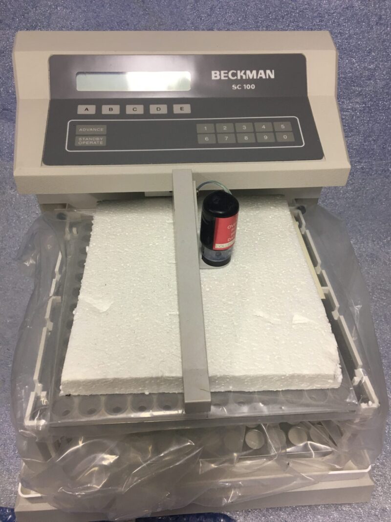 Beckman SC 110 fraction collector