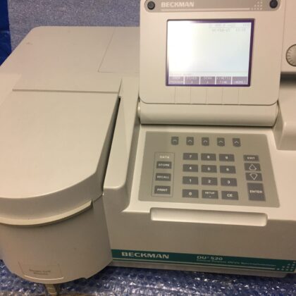 Beckman DU520 Spectrophotometer