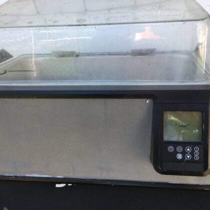 VWR WB20 digital waterbath
